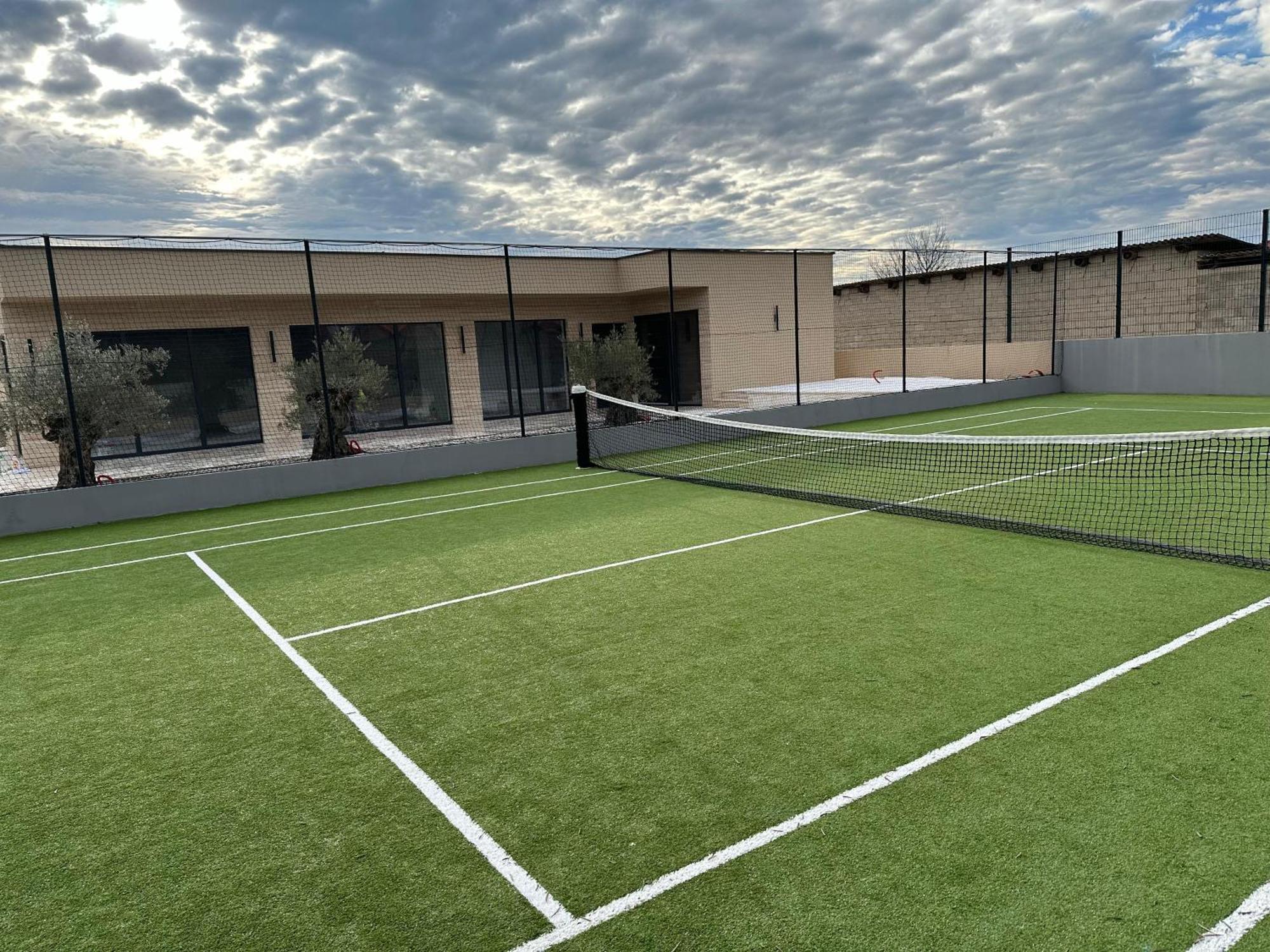 Villa Tina With Swimming Pool, Tennis Court, Games Room, Sauna, Gym, Bbq Policnik Exterior photo