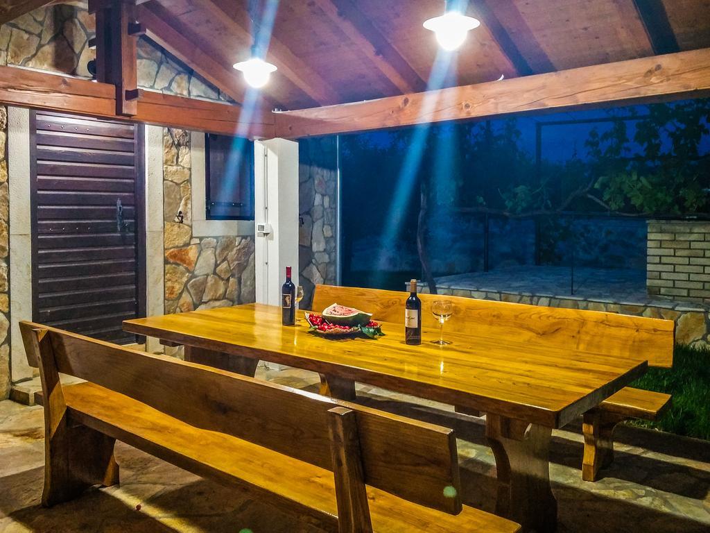 Villa Tina With Swimming Pool, Tennis Court, Games Room, Sauna, Gym, Bbq Policnik Exterior photo